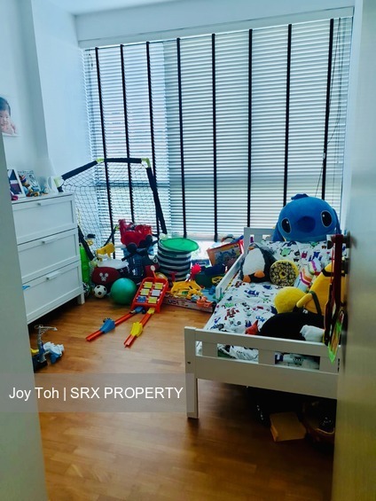 Esparina Residences (D19), Condominium #201339612
